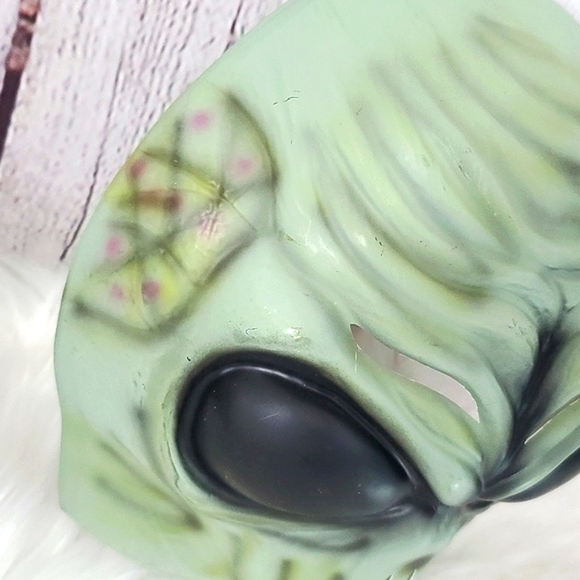 Vintage 90s NEW 1999 Alien Extraterrestrial UFO Plastic Halloween Mask X-FILES - Picture 6 of 13